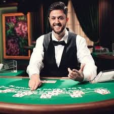 Andar Bahar card layout with left and right betting positions